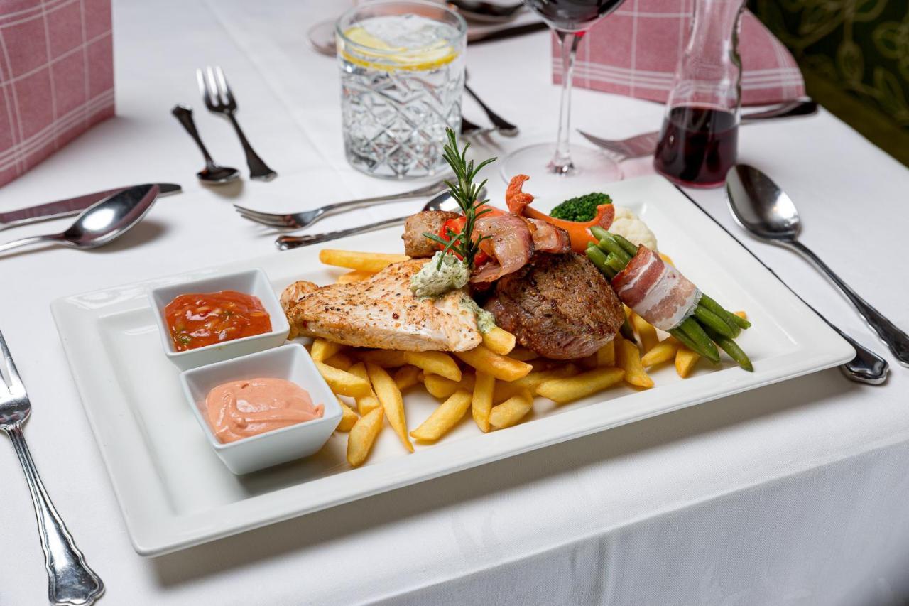 Restaurant Gaestehaus Wiesenheim Uderns Luaran gambar